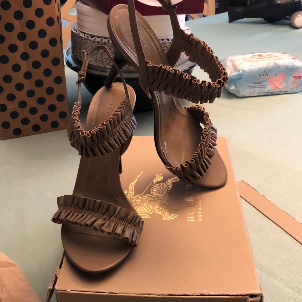 Burberry heels